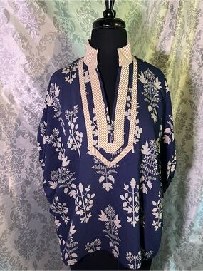 entro Navy Floral Button-Down Popover with Striped Trim